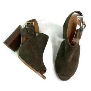 Tommy Hilfiger dark green suede open toe sandals